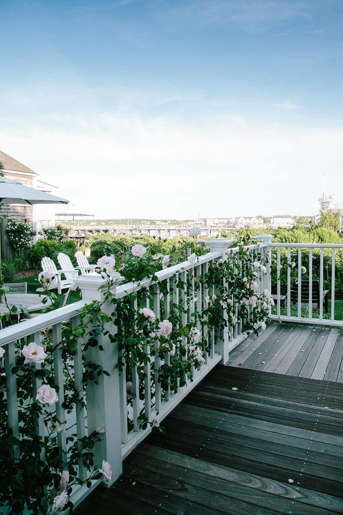 Harborview Nantucket Hotel Exterior photo